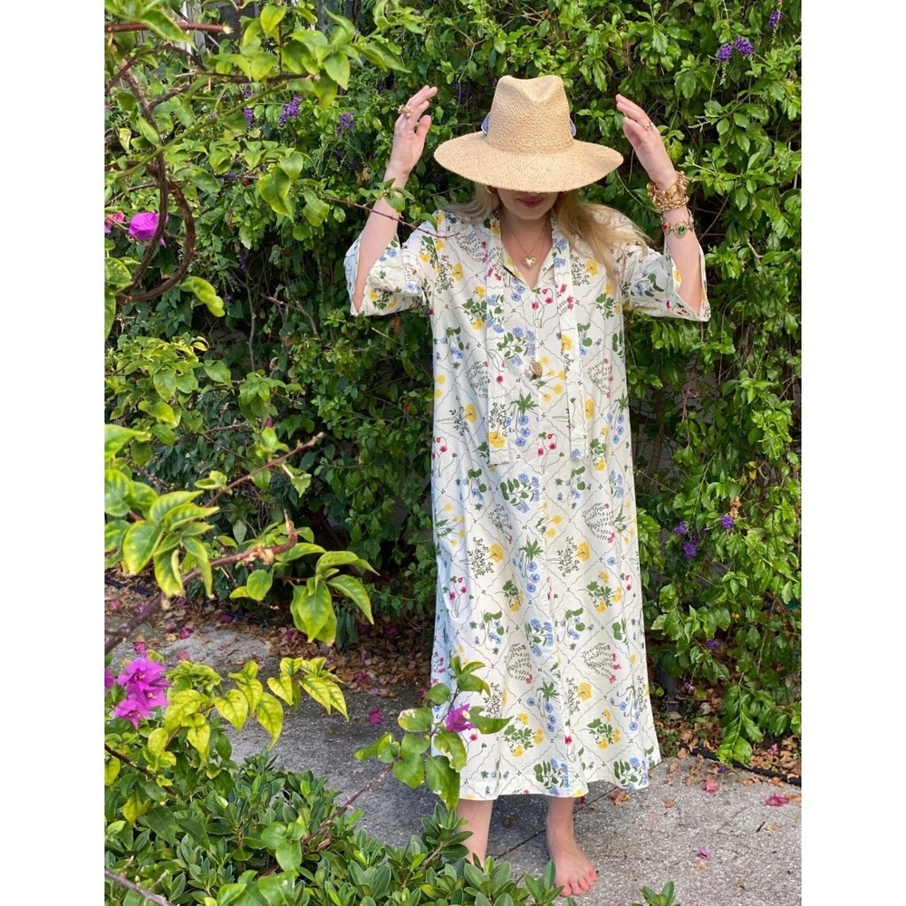 Tuckernuck White Floral Wildflower Marseilles Maxi Caftan Dress 100% Cotton XS